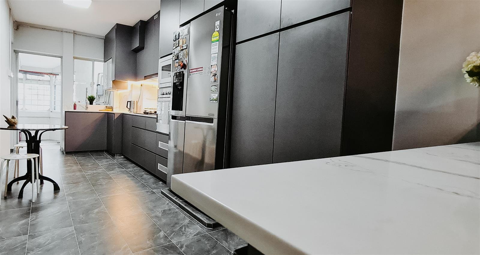 425 Jurong West Ave 1 - Dining bar counter and prep station