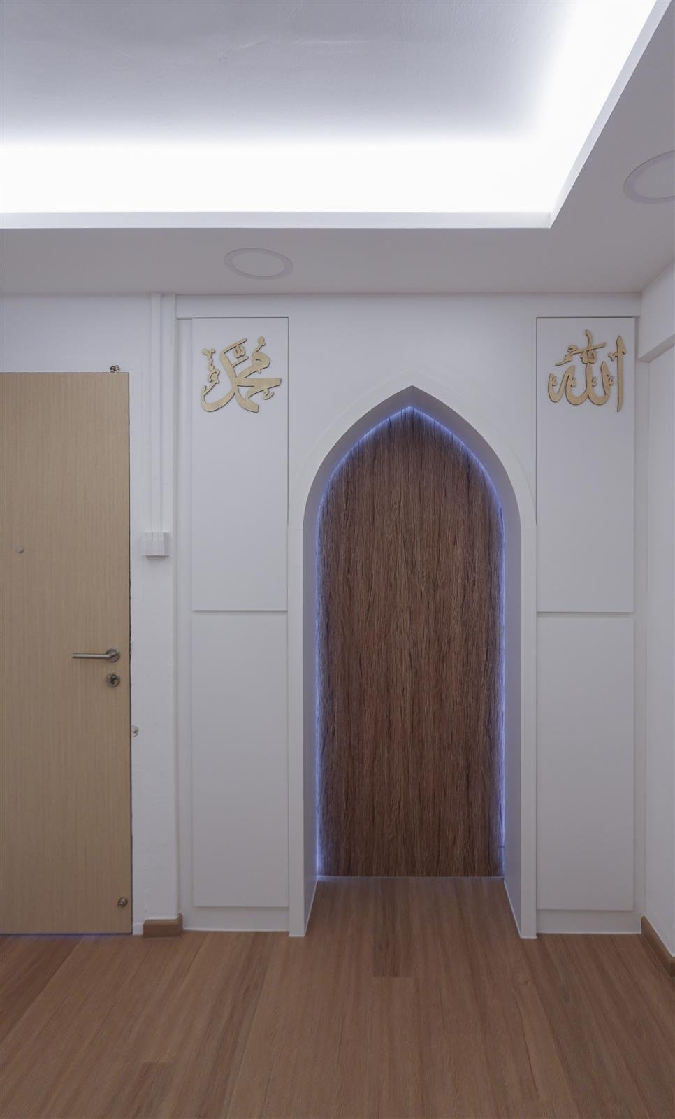 2024-02-29 Project - Distinctive illuminated arched niche entryway feature