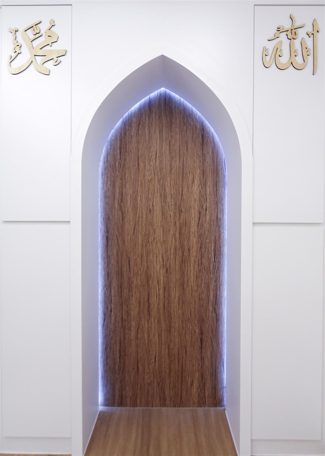 2024-02-29 Project - Warm integrated lighting and architectural portal