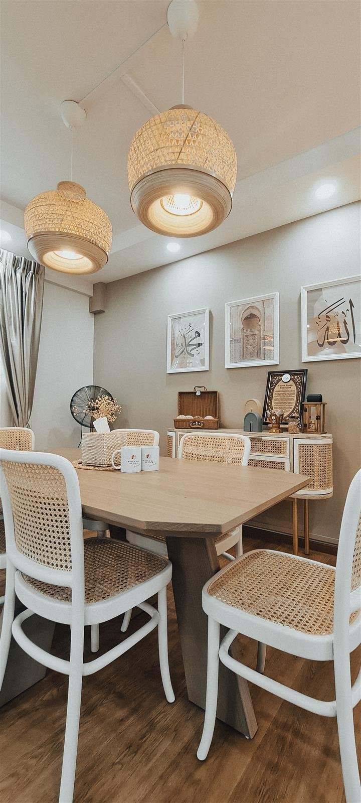 101 Simei Street 1 - Integrated living and dining harmony